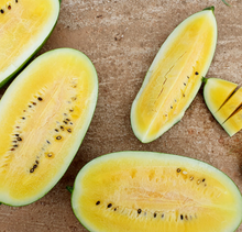 將圖片載入圖庫檢視器 고창 고당도 블랙망고수박 (2~3kg)
