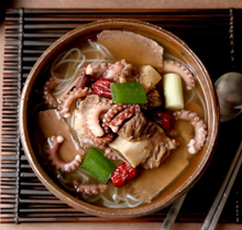 將圖片載入圖庫檢視器 (더반찬) 갈낙탕 Beef octopus soup 600g
