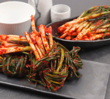 將圖片載入圖庫檢視器 맛있는 수제 전라도 가정식 국내산 파김치 1kg / 2kg
